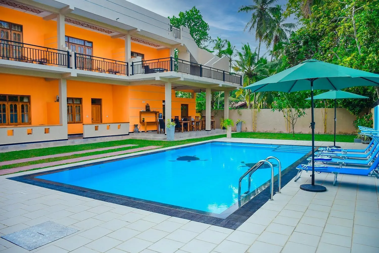 Woodnest Saayoo Resort Νεγκόμπο